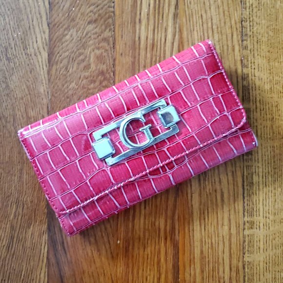 Guess Red Alligator Wallet - Picture 1 of 7